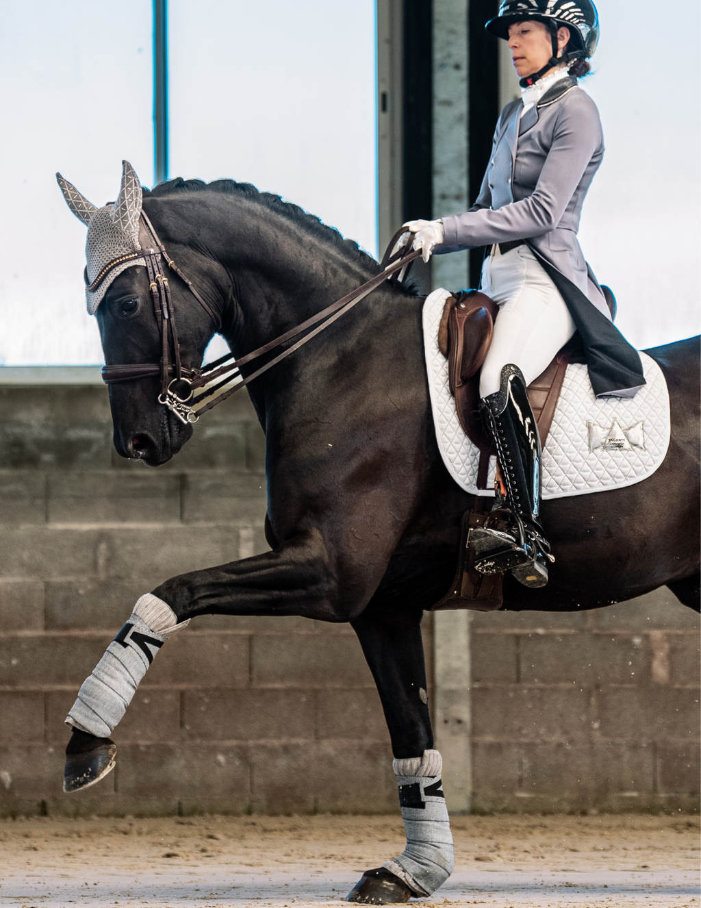 Tapis de selle INFI-KNIT dressage blanc et gris
