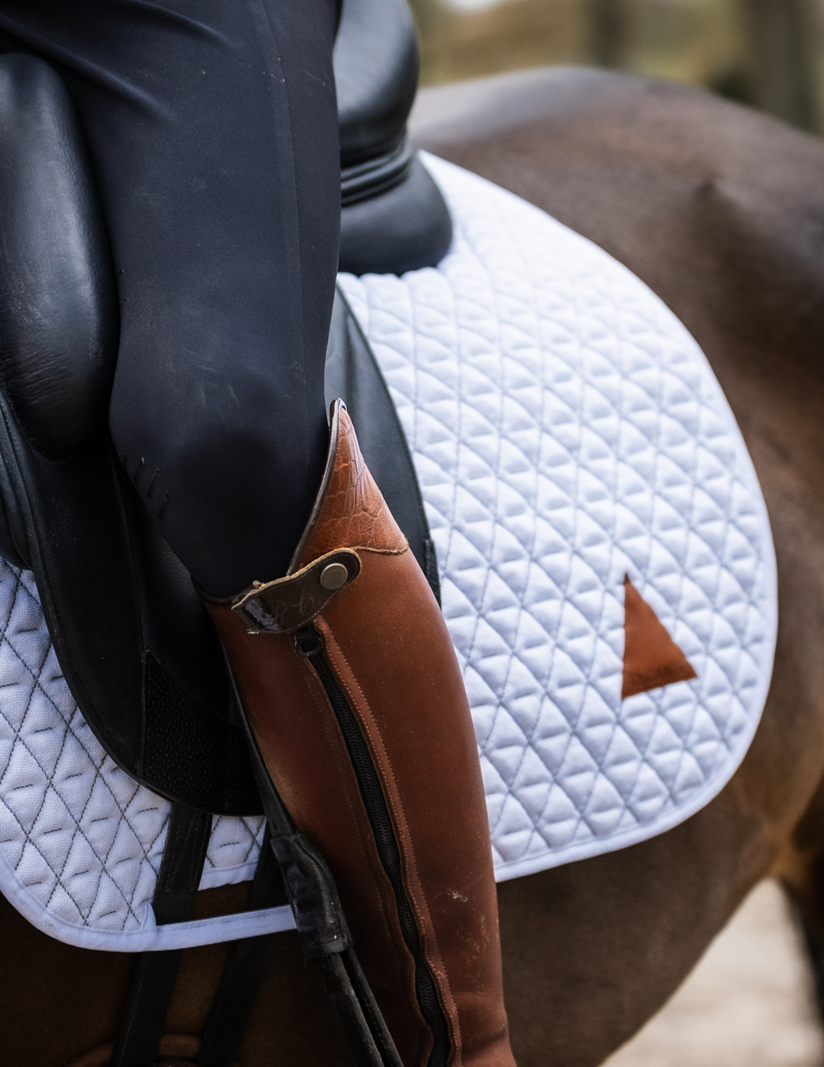 Tapis de selle INFI-KNIT dressage blanc et gris