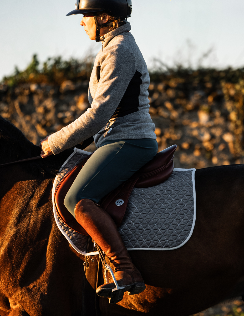 Tapis de selle INFI-KNIT nature gris
