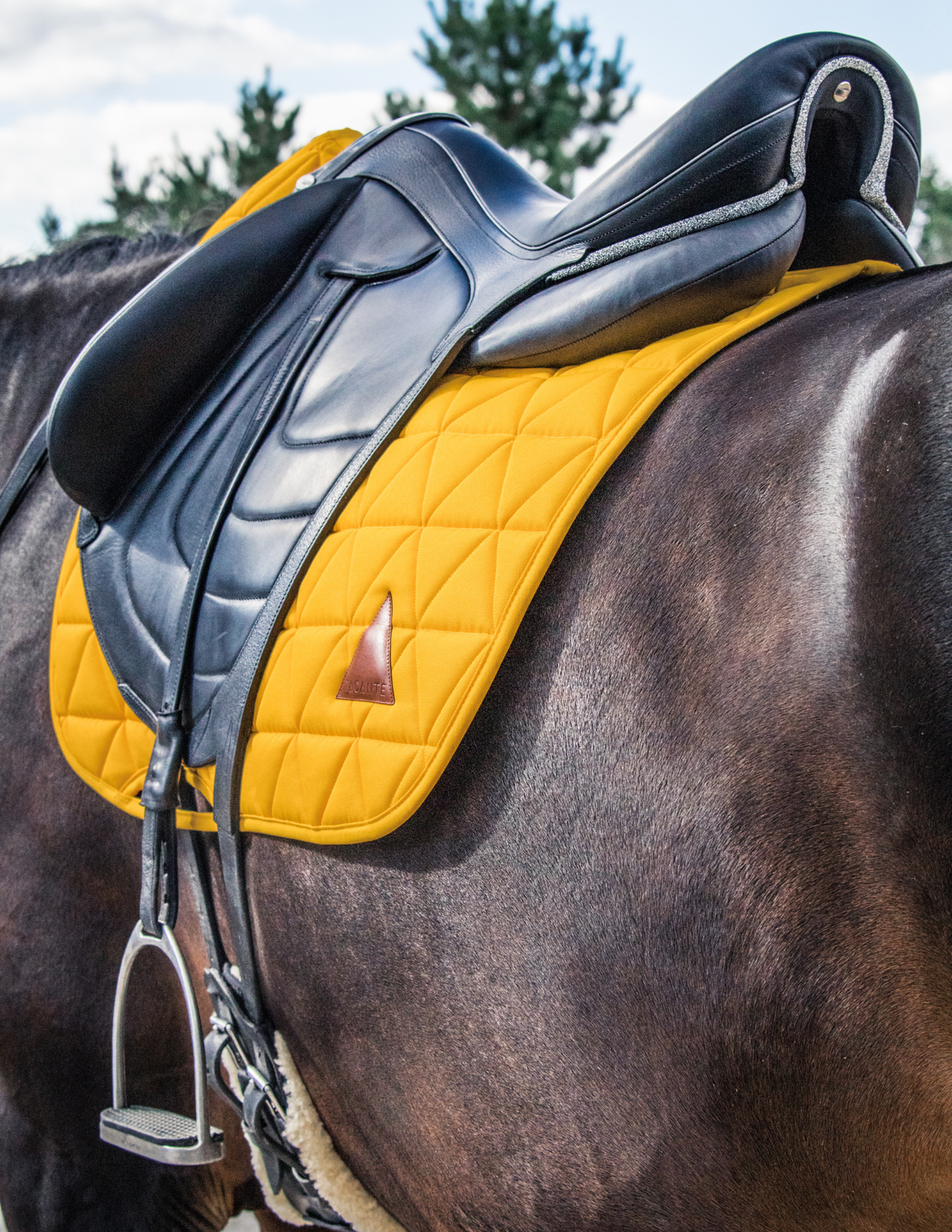 Tapis de selle EXCEL-ANSE dressage jaune d'or