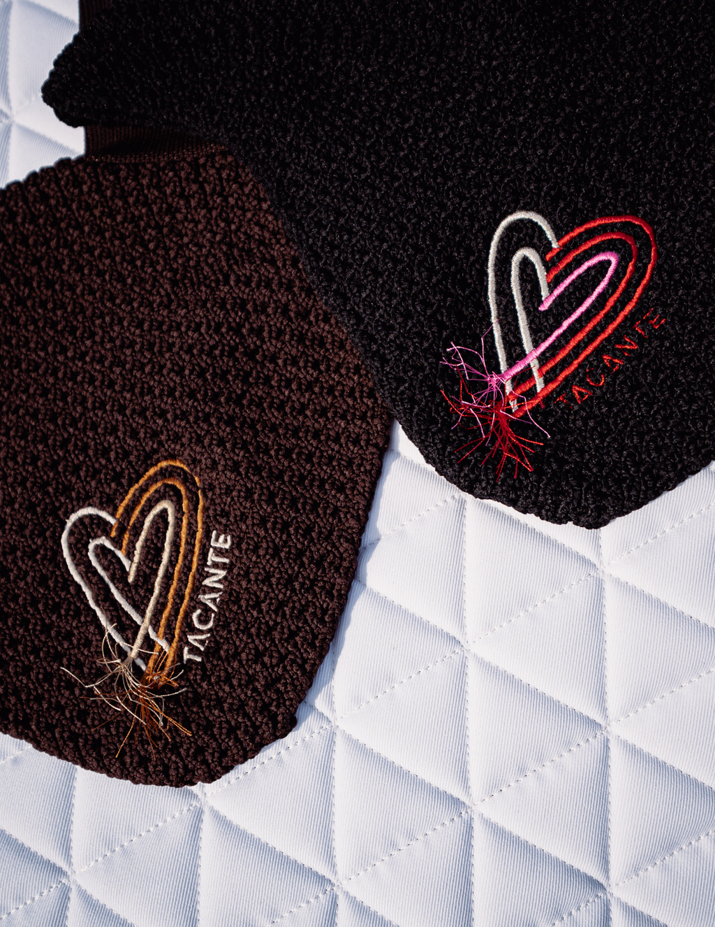 Black INFI-KNIT LOVE EARTH ear net