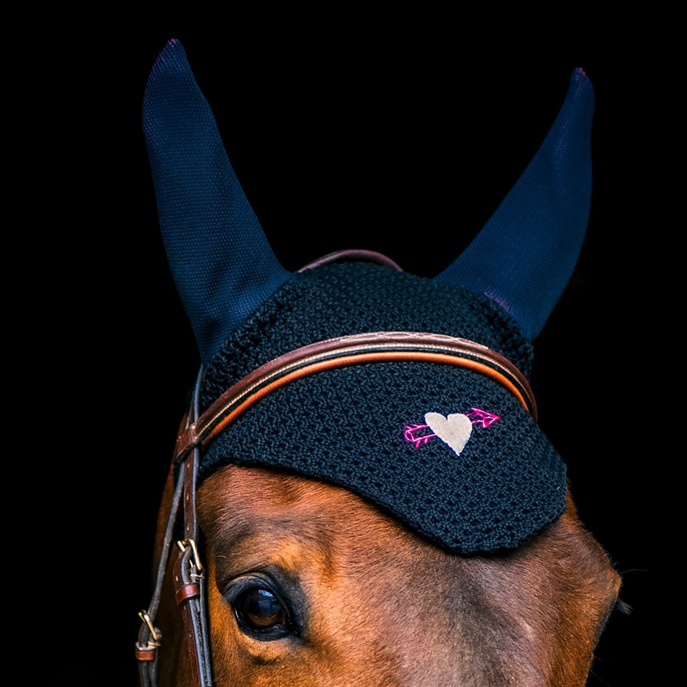 Comment ne pas craquer? 
📸 @hpalprod 
//
#tacante #bonnet #bonnetcheval #madeinfrance #ecoresponsable #equestrainlife #equestrianstyle #rock #love